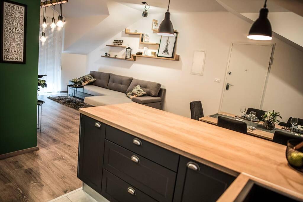Апартаменти Soul House Оміш Екстер'єр фото